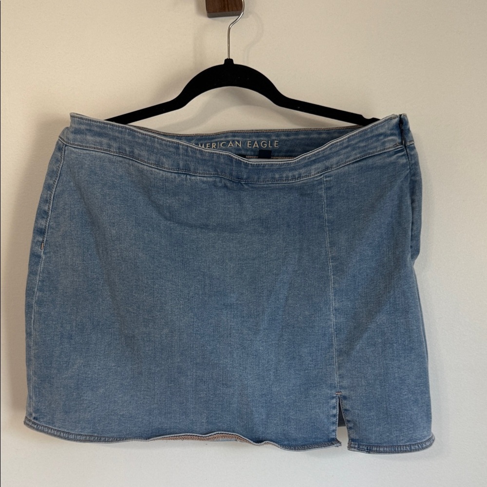 American Eagle Next Level High-Waisted Skort